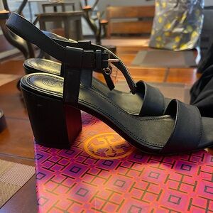 Tory Burch Women’s Black and Gold Sandals